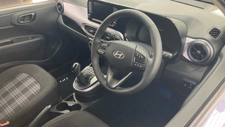 Hyundai i10 1.2 [79] Premium 5dr Auto [Nav] Petrol Hatchback
